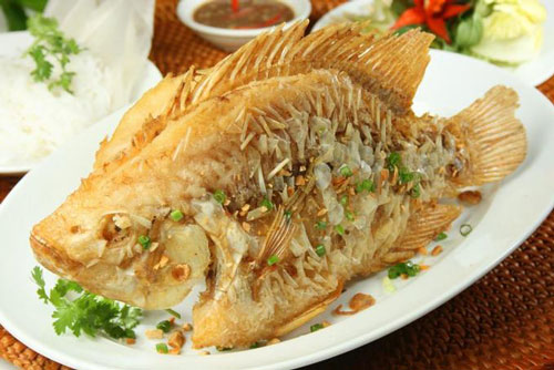 Cách rán cá sai lầm khiến món ăn mất chất, kém ngon ngay cả đầu bếp cũng dễ mắc phải