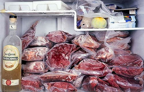 Thực hư thói quen đựng thực phẩm vào túi nilon rồi nhét tủ lạnh là đang tự "đầu độc" gia đình mình?