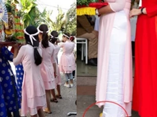 Mặc áo dài bê tráp đám hỏi, nhưng cô gái lại đi chân đất khiến dân mạng "tức" thay cô dâu, chú rể