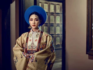 Ca sĩ Thiên Hương "hóa" mỹ nhân cổ trang