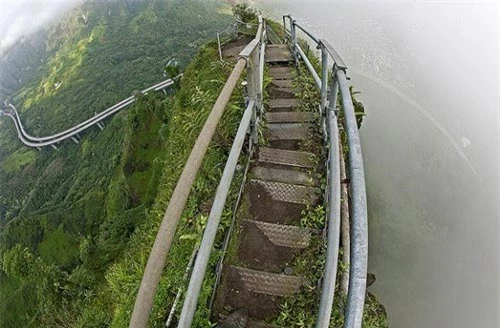 Những bậc thang ghê sợ nhất thế giới - 9