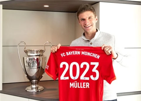 Suốt 12 năm qua, Thomas Mueller chỉ khoác áo một CLB duy nhất, đó là Bayern và anh vừa kéo dài hợp đồng với đội bóng đến 2023