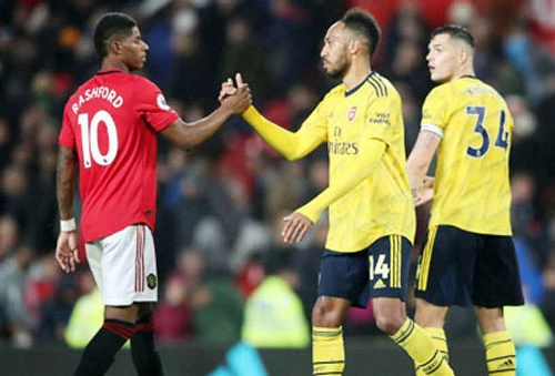 Aubameyang và Rashford đều là những tiền đạo trái xuất sắc.