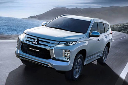 Mitsubishi Pajero Sport 2020.