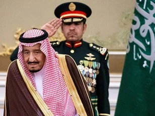 150 thành viên hoàng gia Saudi Arabia nhiễm virus SARS-CoV-2