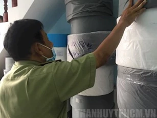 TP.HCM: Phát hiện cơ sở sản xuất khẩu trang có dấu hiệu vi phạm nhãn hiệu