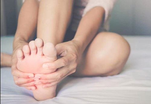 Thấy bàn chân có 6 "điểm lạ" này thì tuyệt đối không được lơ là, cẩn thận căn bệnh nguy hiểm