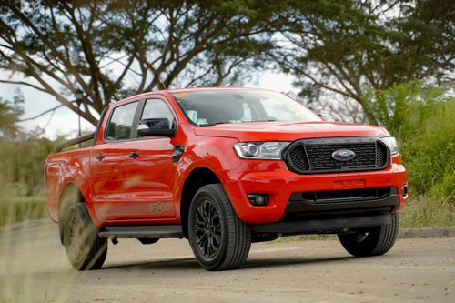 5. Ford Ranger (doanh số: 2.411 chiếc).