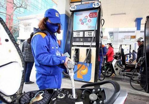 Đề xuất giảm thuế môi trường với xăng dầu