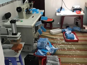 TP. Hồ Chí Minh: Xử lý cơ sở sản xuất khẩu trang giả mạo