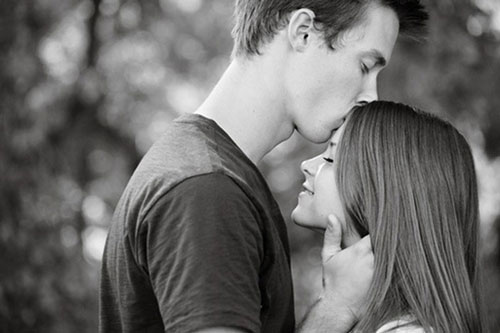 Những dấu hiệu cho thấy chàng chỉ "yêu chơi bời"