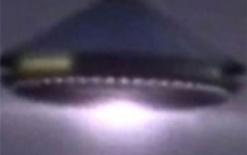 Vật thể bay không xác định xuất hiện ở sân bay Đức