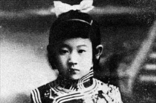 Cuộc đời trầm luân của Cách cách bị cha nuôi "làm nhục", nhận án tử vì tội Hán gian