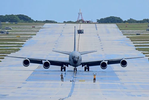 Căn cứ không quân Andersen trên đảo Guam của quân đội Mỹ.