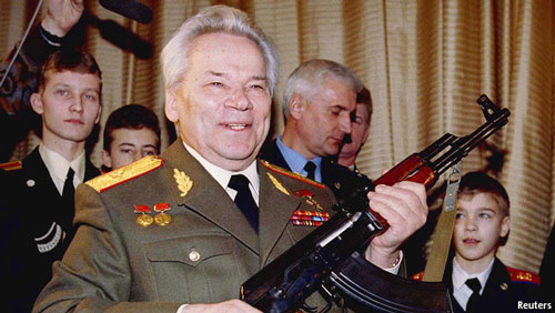 Vũ khí đầu tiên của nhà thiết kế súng huyền thoại Mikhail Kalashnikov