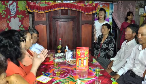 Cô dâu nhận sính lễ rồi huỷ hôn nhưng nhà trai vẫn kéo đến rước dâu rồi làm hành động khó ngờ