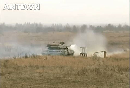 Ukraine bán cả quốc bảo T-80UD của Liên Xô cho Mỹ
