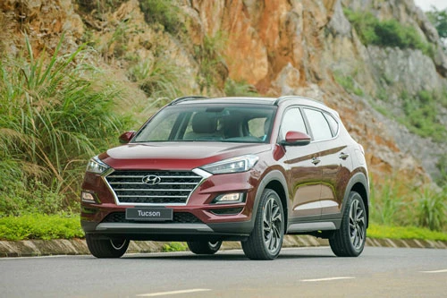 9. Hyundai Tucson (doanh số: 1.817 chiếc).