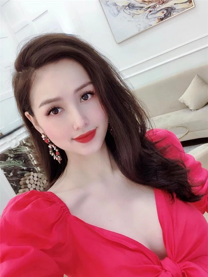 Cuộc sống của hotgirl Tâm Tít sau khi lấy thiếu gia giờ ra sao?