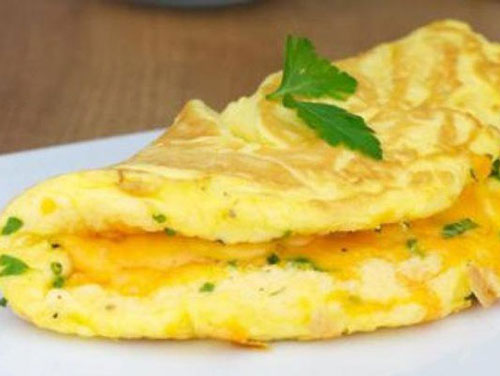 Cách làm món trứng chiên sữa tươi thơm ngon, bé biếng ăn đến mấy cũng thích mê