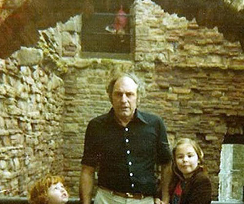 Bức ảnh “ma” thứ hai tại lâu đài cổ ở Scotland