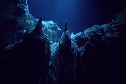 10 điều có thể bạn chưa biết về vùng biển sâu nhất thế giới