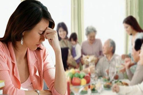 Chi tiêu 15 triệu/tháng cho 6 người vẫn bị mẹ chồng chê hoang phí, con dâu có cách đáp trả thông minh thế này đây