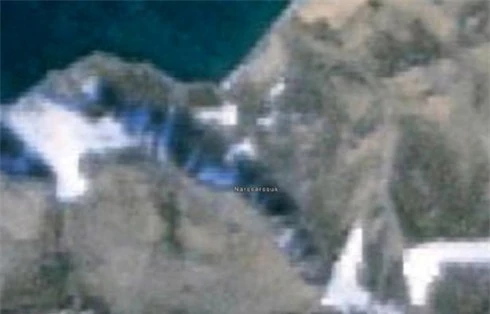 10 địa điểm bí ẩn luôn bị bôi đen, làm mờ trên Google Earth - ảnh 9