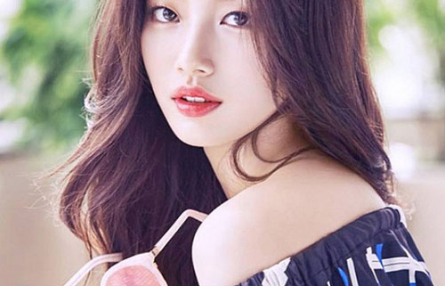 'Soi tướng' miệng phụ nữ có thể biết được ai 'ngậm thìa vàng' từ nhỏ, ai là 'hồng nhan đa truân'