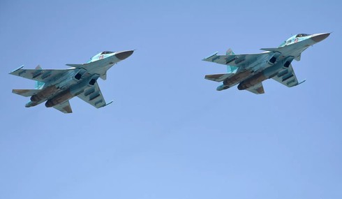 Phi công Su-34 của Nga kể về lần tiếp nhiên liệu “siêu kinh điển” trong đời lính