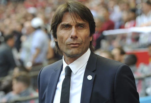 2. Antonio Conte (Inter Milan, khoảng 30 triệu euro/năm).