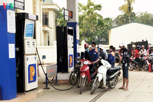 Giá xăng, dầu tiếp tục giảm nhẹ trong ngày hôm nay?