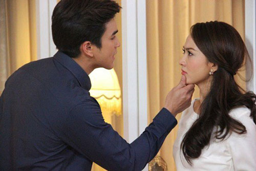 Quyết tâm làm mẹ đơn thân, tôi "chết đứng" khi nghe bác sĩ đỡ đẻ ghé tai thì thầm