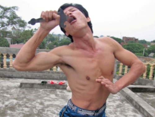 5 “dị nhân” có khả năng kỳ lạ nhất Việt Nam