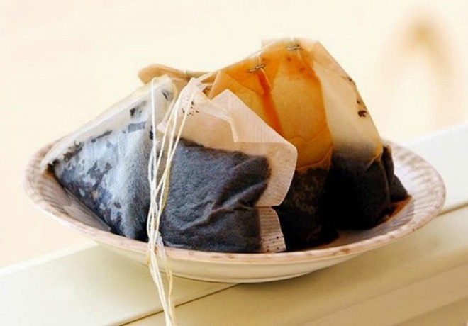 Bạn sẽ không bao giờ vứt túi trà đã lọc đi nếu biết 8 công dụng "cực đỉnh" này