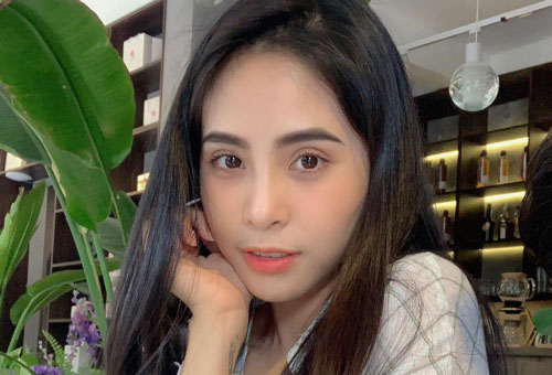 Ca nương Kiều Anh khoe cửa hàng vẫn đạt doanh thu gần tỷ dù phải đóng cửa, chỉ bán online đơn vẫn tới tấp