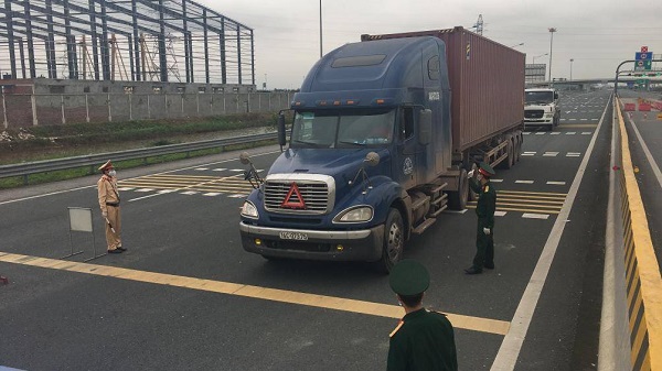 Hải Phòng gây khó cho DN vận chuyển hàng hóa, Bộ Công Thương ra văn bản chỉ đạo