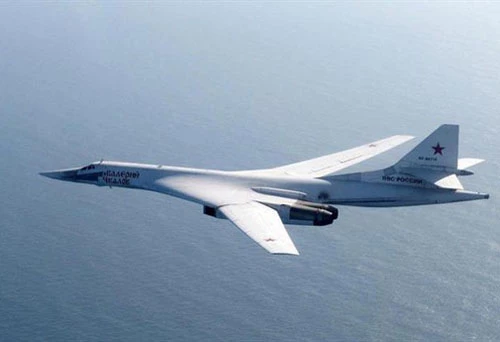 Nhận định trên được báo Mỹ nói đến trong bài viết ca ngợi sức mạnh của oanh tạc cơ Tu-160 so với những máy bay chiến lược của Mỹ. Bài viết được đăng tải hôm 5/4. Theo nội dung bài viết, Tu-160 là máy bay ném bom nhanh nhất, lớn nhất và nặng nhất thế giới từ trước đến nay. Tu-160 có tải trọng rất lớn, có thể mang theo một số lượng lớn vũ khí thông thường và vũ khí hạt nhân.
