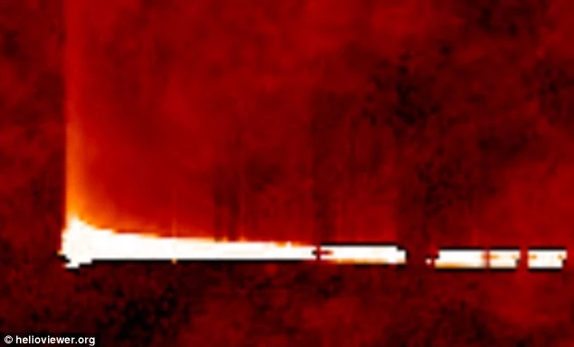 Vệt sáng bí ẩn trong bức ảnh chụp ngày14/3/2016 củavệ tinh quan sát Mặt trời và nhật quyển