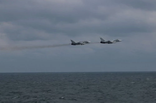 Máy bay ném bom tiền tuyến Su-24M của Hải quân Nga. Ảnh: TASS.