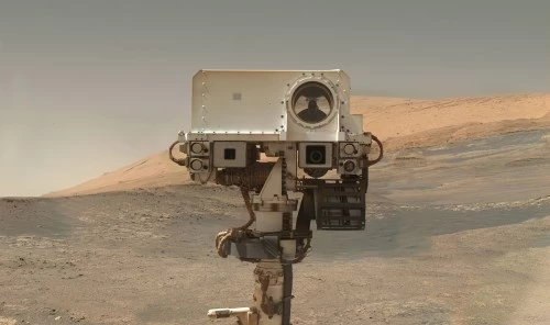 Tàu Curiosity chụp ảnh selfie trên Sao Hỏa. 