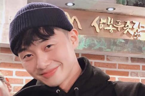 'Tầng lớp Itaewon' mới kết thúc chưa lâu mà Park Seo Joon đã thay đổi kinh ngạc như thế này