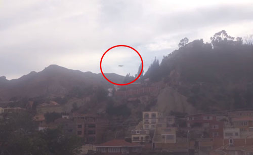 Quay được cảnh "đĩa bay" xuất hiện trên bầu trời Bolivia