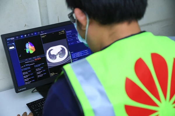 Huawei cung cấp các dịch vụ công nghệ AI để hỗ trợ chống lại Covid-19.