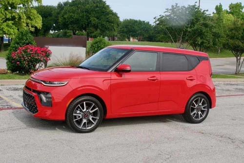 5. Kia Soul GT-Line Turbo (công suất: 201 mã lực, giá khởi điểm: 28.610 USD).