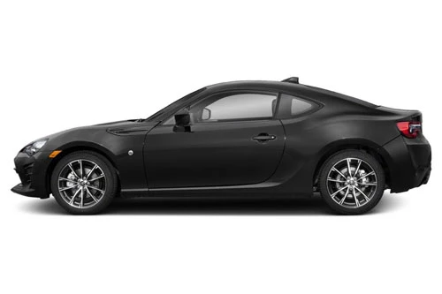 9. Toyota 86 (công suất: 200 mã lực, giá khởi điểm: 28.395 USD).