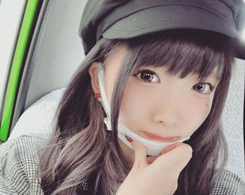 Hot girl công khai "mặt mộc" khiến người nhìn phải "bật ngửa" nhưng vẫn hút fan chỉ nhờ chi tiết này