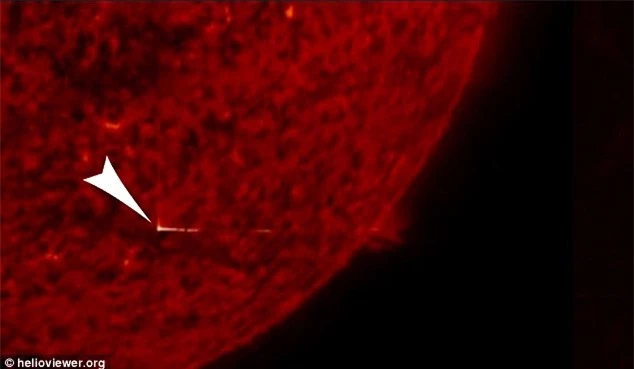 Ảnh chụp của NASA hé lộ đường bí mật để UFO vào trong Mặt Trời - 1