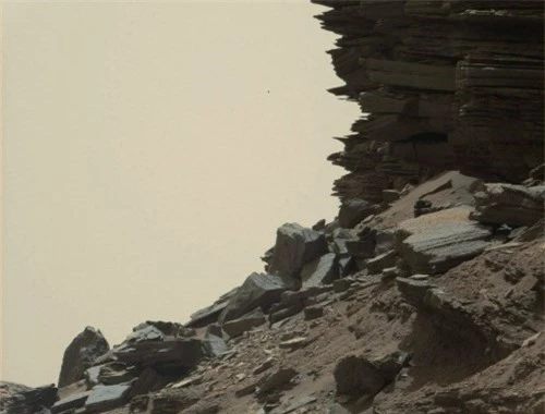 Bộ ảnh về 2.000 ngày lang thang trên Sao Hỏa của tàu tự hành Curiosity - 9