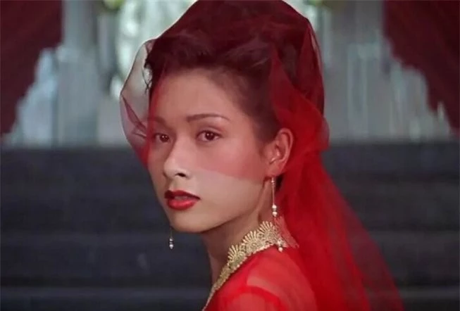 Hoa hậu châu Á đẹp nhất lịch sử: Bẽ bàng vì lộ ảnh nóng, bị đánh ghen, U50 sống cô độc - Ảnh 2.